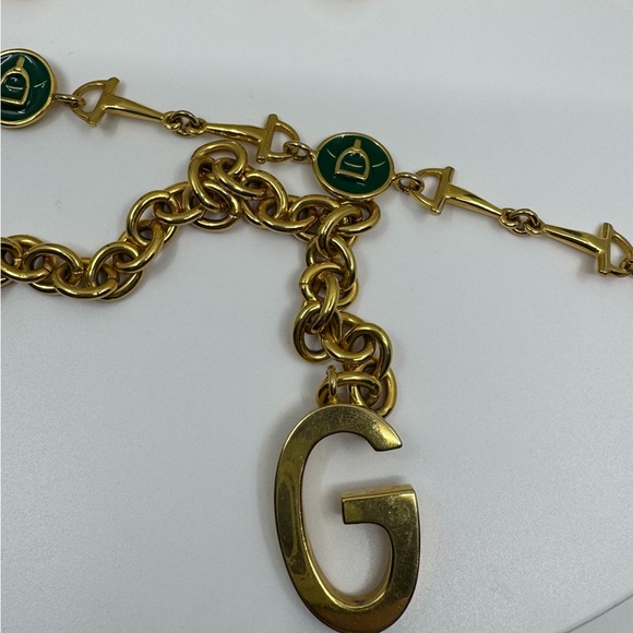 Gucci VINTAGE Horsebit Chain Belt Gold with Green Enamel Medallions beautiful - Picture 6 of 12
